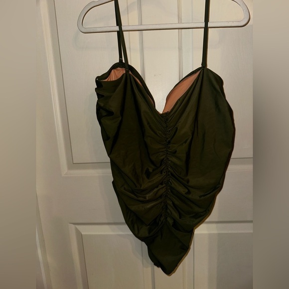 NWT J. Crew playa Green Ruched one piece swimsuit 24 summer beach vacation - Picture 5 of 10